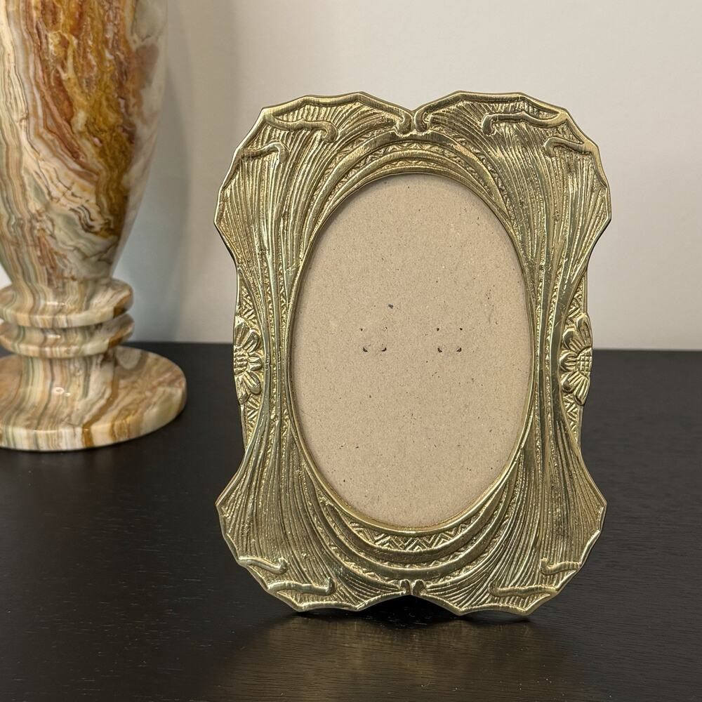 Vintage Gold Brass Photo Frame 19th Century Victorian Gilt Brass Frame 6x4” Gato